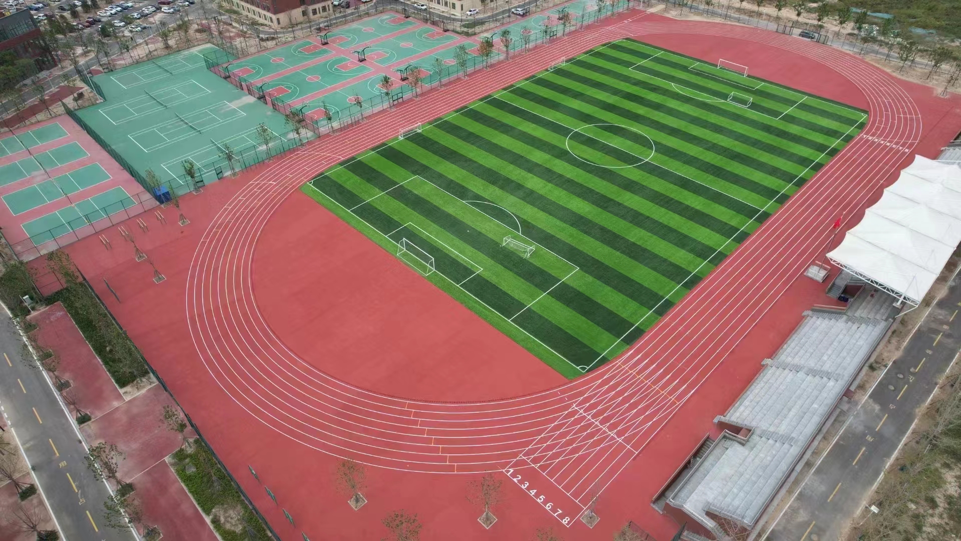 三明市足球场人造草坪新国标塑胶跑道 - 一站式服务
